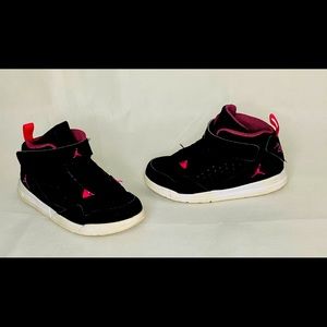 Jordan’s Nike flight black and pink